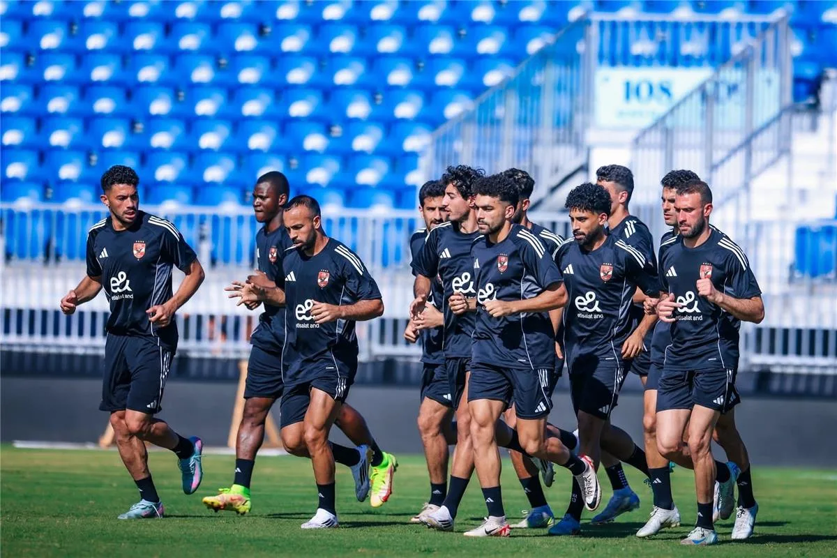 الأهلي يعود للتدريبات استعدادًا لمباراة إنتر ميامي.. وريبيرو يقدم محاضرة. الأهلي يعود للتدريبات استعدادًا لمباراة إنتر ميامي.. وريبيرو يقدم محاضرة.