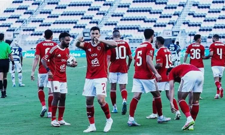 الأهلي يواجه بورتو في مباراة “الحياة أو الموت” بكأس العالم للأندية في الفجر. الأهلي يواجه بورتو في مباراة “الحياة أو الموت” بكأس العالم للأندية في الفجر.
