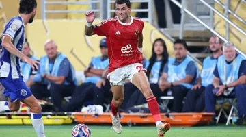 الأهلي يوضح موقفه بشأن بيع «زيزو»