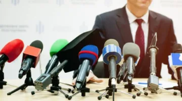 الإعلام والخدمات الاجتماعية: الأكثر تأثراً بالاكتئاب، والهندسة والبناء: الأقل تأثراً.
