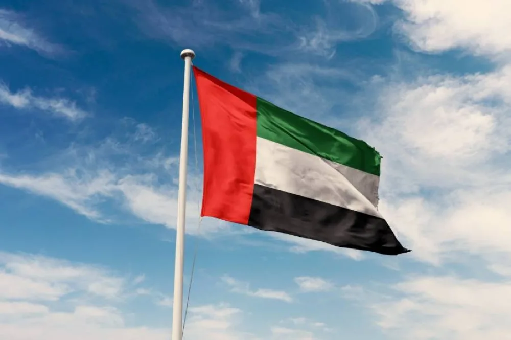الإمارات تجري تحديثات حكومية تشمل إنشاء وزارة جديدة للتجارة الخارجية وتطوير نظام ذكاء اصطناعي