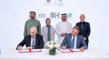 الإمارات.. شراكة لتطوير صناعة البنية التحتية للمركبات الكهربائية محلياً