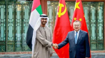 الإمارات والصين تستكشاف سبل التعاون في مجالات الصناعة والطاقة والبنية التحتية