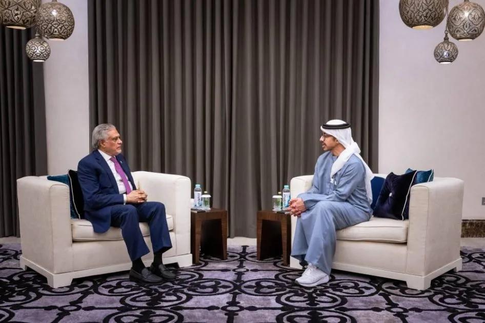 الإمارات وباكستان تبرمان اتفاقية لتسهيل الإعفاء المتبادل من تأشيرات الدخول بينهما الإمارات وباكستان تبرمان اتفاقية لتسهيل الإعفاء المتبادل من تأشيرات الدخول بينهما
