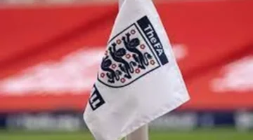 الاتحاد الإنجليزي يوجه اتهامات لحكم سابق ديفيد كوت بالإساءة ليورجن كلوب