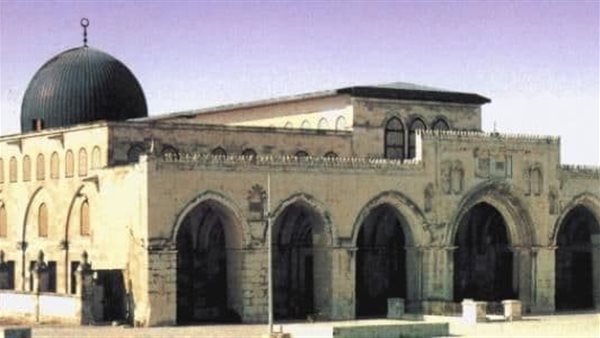 الاحتلال يستمر في إغلاق المسجد الأقصى وكنيسة القيامة لليوم الخامس على التوالي الاحتلال يستمر في إغلاق المسجد الأقصى وكنيسة القيامة لليوم الخامس على التوالي