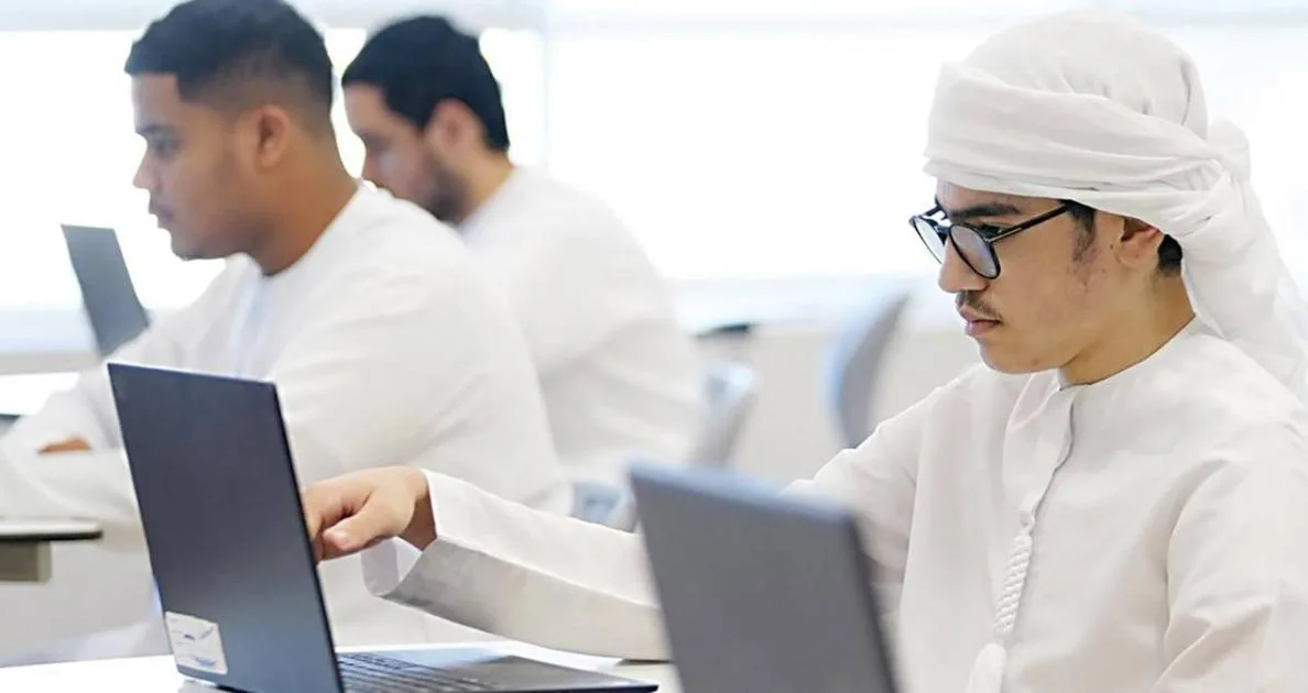 الاختبارات: مسار بين العمل والتحصيل وانتقال من التmemorization إلى النضج