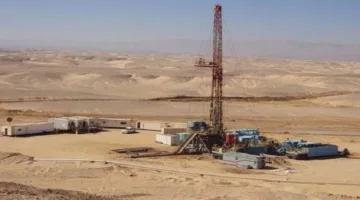 “البترول”: اكتشاف جديد في حقول الصحراء الغربية بإنتاج 2500 برميل يوميًا.