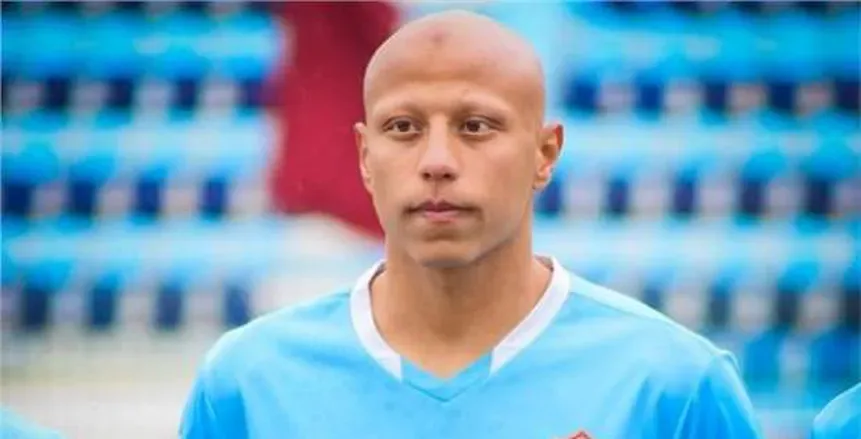 البنك الأهلي يتصارع مع بيراميدز للتعاقد مع عمرو الجزار، مدافع غزل المحلة. البنك الأهلي يتصارع مع بيراميدز للتعاقد مع عمرو الجزار، مدافع غزل المحلة.