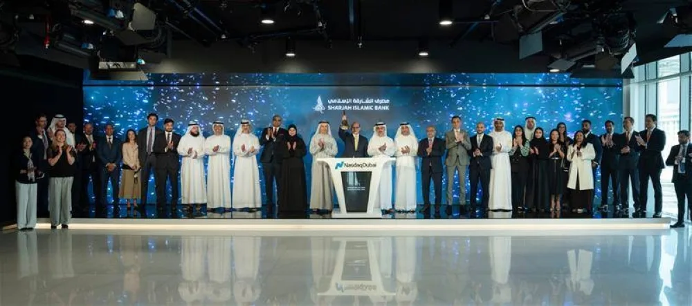 البنك الإسلامي في الشارقة يدرج صكوكاً بقيمة 500 مليون دولار في سوق ناسداك دبي البنك الإسلامي في الشارقة يدرج صكوكاً بقيمة 500 مليون دولار في سوق ناسداك دبي