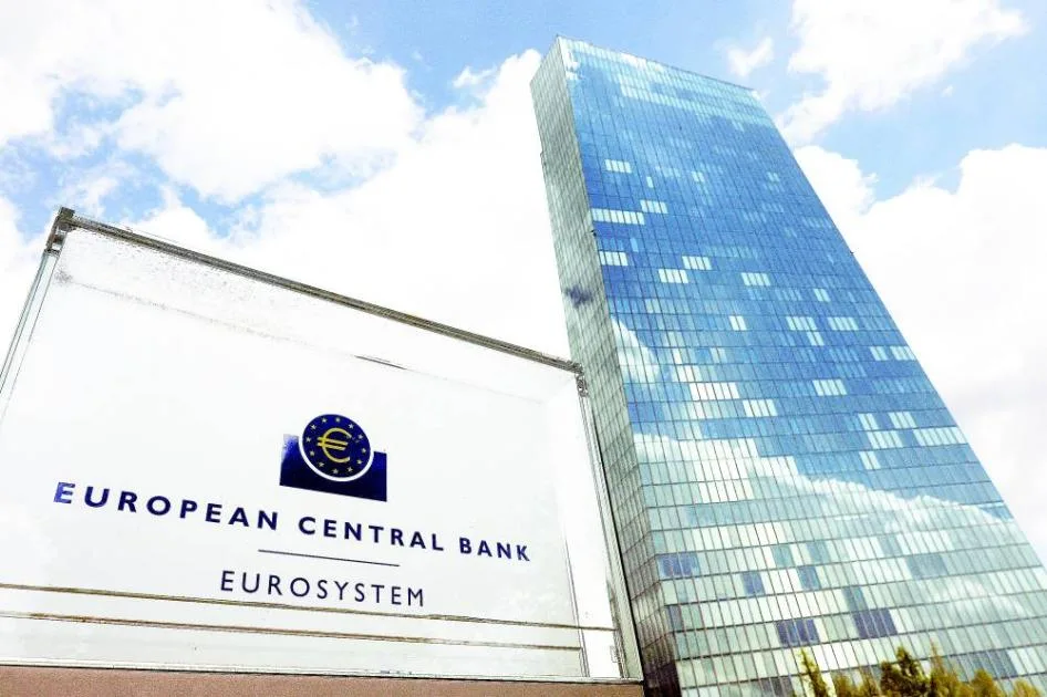 البنك المركزي الأوروبي يقلل سعر الفائدة بمقدار 25 نقطة أساس ليصل إلى 2% البنك المركزي الأوروبي يقلل سعر الفائدة بمقدار 25 نقطة أساس ليصل إلى 2%