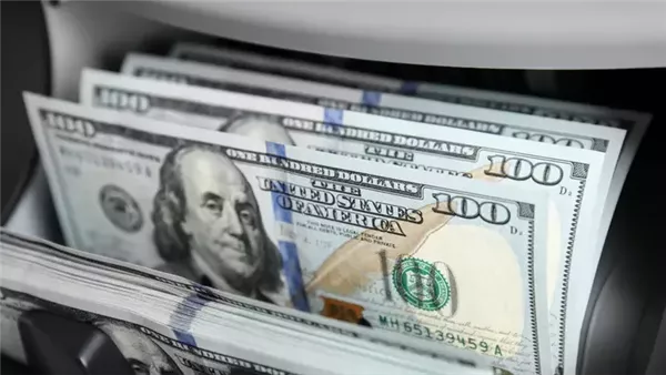 التراجع مستمر: سعر الدولار مقابل الجنيه المصري اليوم الخميس