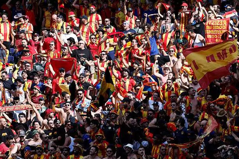 الترجي التونسي ينبه مشجعيه قبل اللقاء مع تشيلسي في كأس العالم للأندية الترجي التونسي ينبه مشجعيه قبل اللقاء مع تشيلسي في كأس العالم للأندية