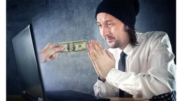 التسوّل عبر الإنترنت: روايات مزيفة تضرّ بالعمل الإنساني