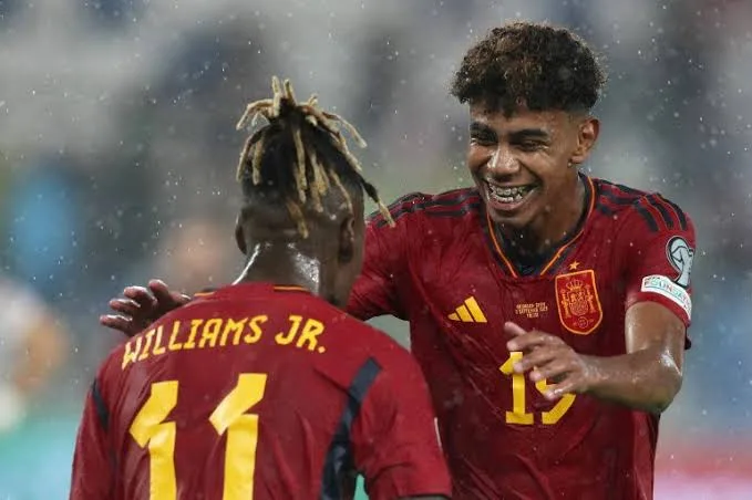 التشكيلة المرتقبة لمنتخب إسبانيا في مواجهة البرتغال بنهائي دوري الأمم الأوروبية التشكيلة المرتقبة لمنتخب إسبانيا في مواجهة البرتغال بنهائي دوري الأمم الأوروبية