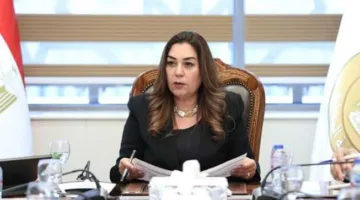 التنمية المحلية: الانتهاء من تعديل 100 حافلة حتى الآن للعمل بالغاز الطبيعي