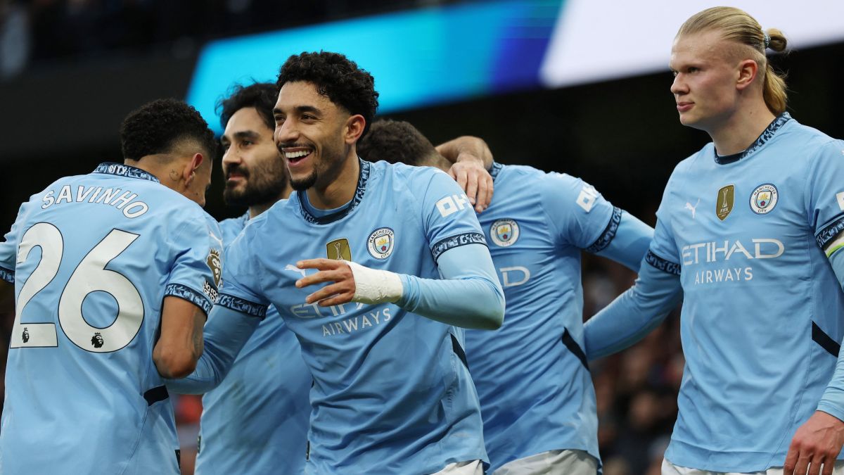 التوقعات بشأن تشكيلة مانشستر سيتي لمواجهة الوداد في كأس العالم للأندية.. ومصير مرموش التوقعات بشأن تشكيلة مانشستر سيتي لمواجهة الوداد في كأس العالم للأندية.. ومصير مرموش