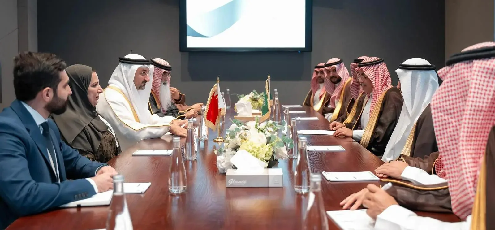 التوقيع على اتفاقية بدء المرحلة الثانية من التعاون الصناعي بين السعودية والبحرين
