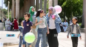 الجميع يستمتع بالنافورة… إقبال هائل على حديقة الأزهر في ختام عيد الأضحى (بث مباشر)