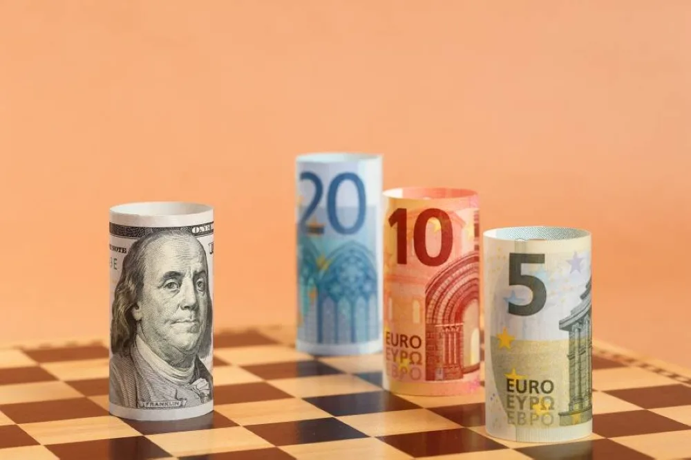 الجنيه الإسترليني ينخفض نتيجة لبيانات سلبية من سوق العمل البريطاني الجنيه الإسترليني ينخفض نتيجة لبيانات سلبية من سوق العمل البريطاني