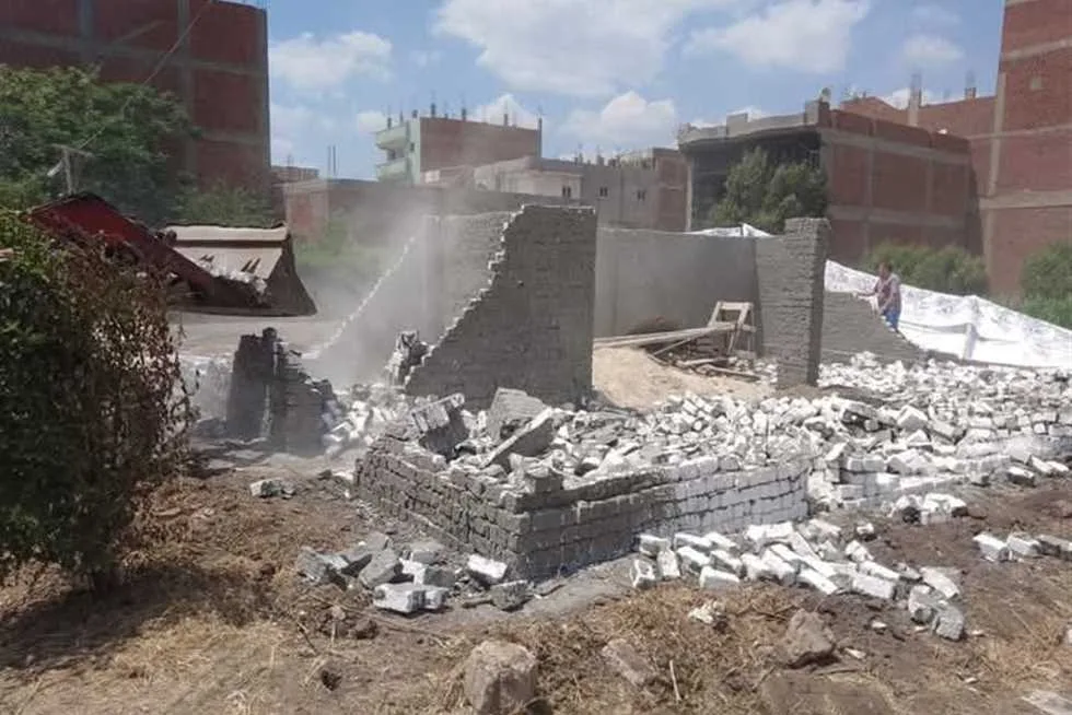 الجهات التنفيذية في الشرقية تواجه محاولات التعدي على الأراضي الزراعية والبناء غير القانوني الجهات التنفيذية في الشرقية تواجه محاولات التعدي على الأراضي الزراعية والبناء غير القانوني