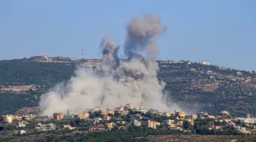 الجيش الإسرائيلي يستمر في قصف منطقة جنوب لبنان