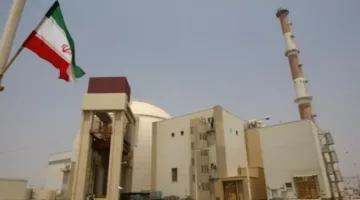 الجيش الإسرائيلي يعلن استهداف المنشأة النووية في أراك الإيرانية – فيديو