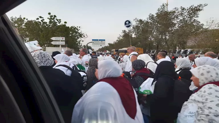 الحج 2025: انسيابية تامة في تدفق الحجاج دون أي خروق. الحج 2025: انسيابية تامة في تدفق الحجاج دون أي خروق.