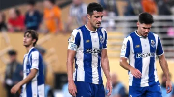 “الحرارة ليست مبررًا” … لاعب بورتو يكشف أسباب عدم تحقيق الفوز ضد الأهلي