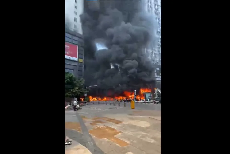الحرس الثوري الإيراني يهدد إسرائيل: هجماتنا الصاروخية الجديدة قوية أكثر من أي وقت مضى الحرس الثوري الإيراني يهدد إسرائيل: هجماتنا الصاروخية الجديدة قوية أكثر من أي وقت مضى