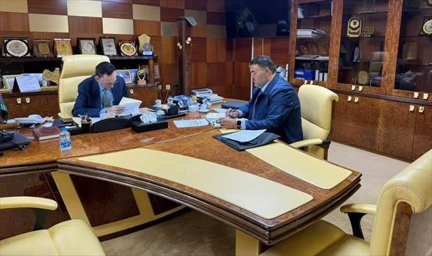 الحويج يوافق على 20 مشروع استثماري لتعزيز القطاع الخاص