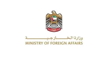 الخارجية الإماراتية تحث على التواصل مع شركات الطيران لمتابعة آخر أخبار الرحلات