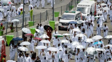 الدفاع المدني يواصل عمله لضمان أمن الحشود في يوم عرفة