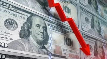 انخفاض الدولار إلى أدنى مستوى له خلال 7 أسابيع