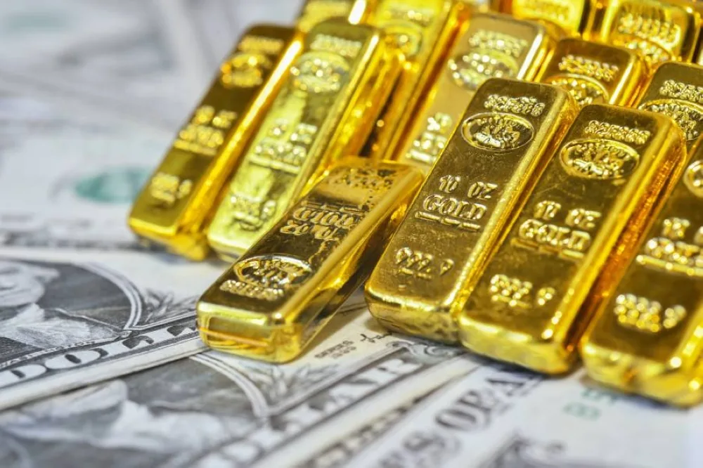 الدولار يتراجع في الأسواق العالمية.. والذهب والمنافسون الأصغر يحققون مكاسب الدولار يتراجع في الأسواق العالمية.. والذهب والمنافسون الأصغر يحققون مكاسب
