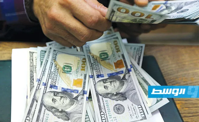 الدولار يرتفع بمقدار 9 قروش خلال أسبوع في السوق السوداء