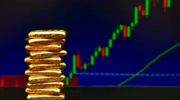 الذهب ينخفض وسط تصاعد التوترات بين إيران وإسرائيل.. والضغط الأميركي يؤثر على الأسعار