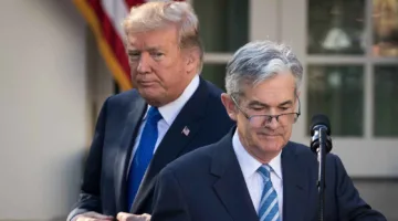 الرئيس الأمريكي يدعو لتقليص سعر الفائدة إلى 1% وينتقد باول بشدة