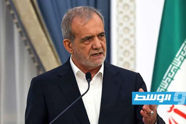 الرئيس الإيراني يهدد بـ”تصعيد أكبر” في حال استمرار الهجمات الإسرائيلية الرئيس الإيراني يهدد بـ”تصعيد أكبر” في حال استمرار الهجمات الإسرائيلية