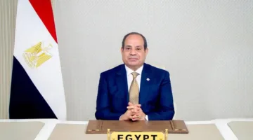 الرئيس السيسي يؤكد استنكار مصر ورفضها لأي خرق يهدد سيادة قطر