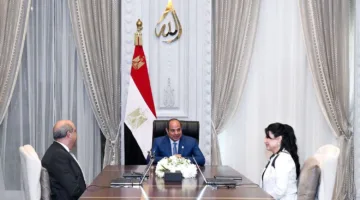 الرئيس السيسي يراقب خطة تطوير قطاع الطيران المدني: توجيهات بالتعاون مع القطاع الخاص وافتتاح مطار الغردقة بحلول نهاية 2025.