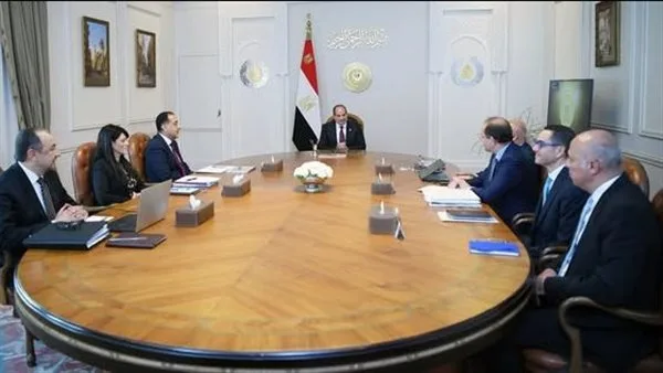 الرئيس السيسي يلتقي مدبولي وعدد من الوزراء الرئيس السيسي يلتقي مدبولي وعدد من الوزراء