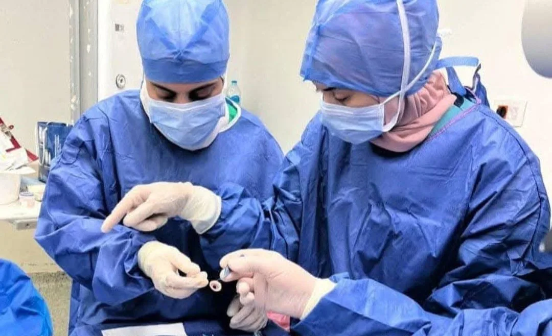 الرعاية الصحية: نجاح جديد في مجمع الإسماعيلية الطبي بعملية زراعة قرنية معقدة لسيدة في الستين من عمرها الرعاية الصحية: نجاح جديد في مجمع الإسماعيلية الطبي بعملية زراعة قرنية معقدة لسيدة في الستين من عمرها