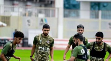 «الرمادي» يجتمع بلاعبي الزمالك قبل التدريب للاستعداد لمواجهة بيراميدز