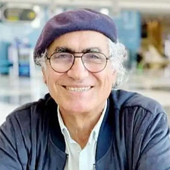 الزبيدي: إخفاء المهندس خلف قناع الكاتب