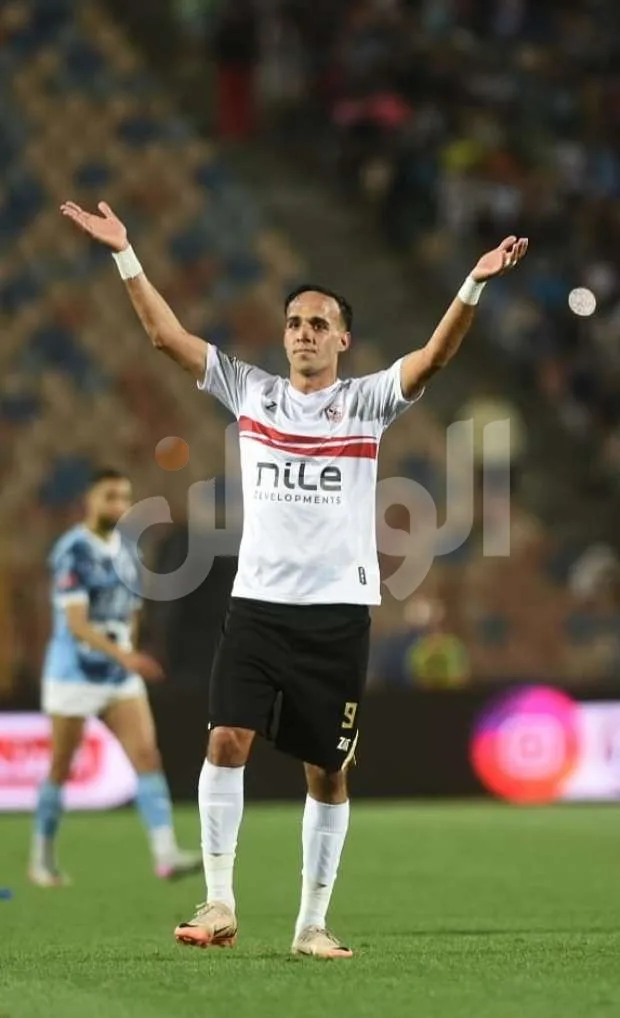 الزمالك يؤجل تغيير عقد ناصر منسي حتى انتهاء موضوع صفقات الصيف الزمالك يؤجل تغيير عقد ناصر منسي حتى انتهاء موضوع صفقات الصيف