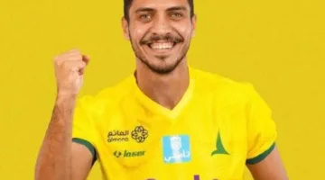الزمالك يتواصل مع محمد شريف للتفاوض