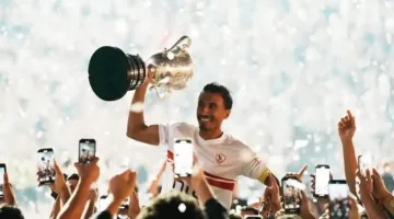 الزمالك يجهز لتكريم عبد الشافي بعد اعتزاله ويدرس مستقبله في النادي الأبيض.