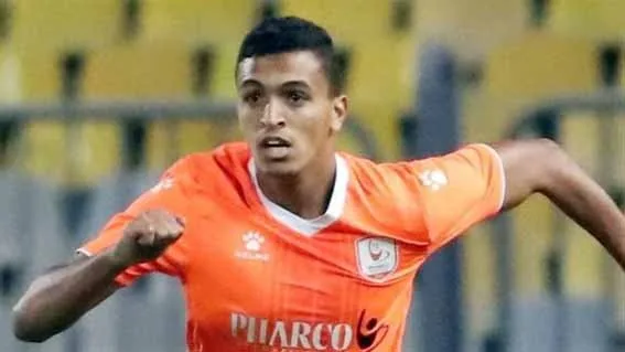الزمالك يفكر في التعاقد مع ياسين مرعي من فاركو لتعزيز صفوف دفاعه. الزمالك يفكر في التعاقد مع ياسين مرعي من فاركو لتعزيز صفوف دفاعه.
