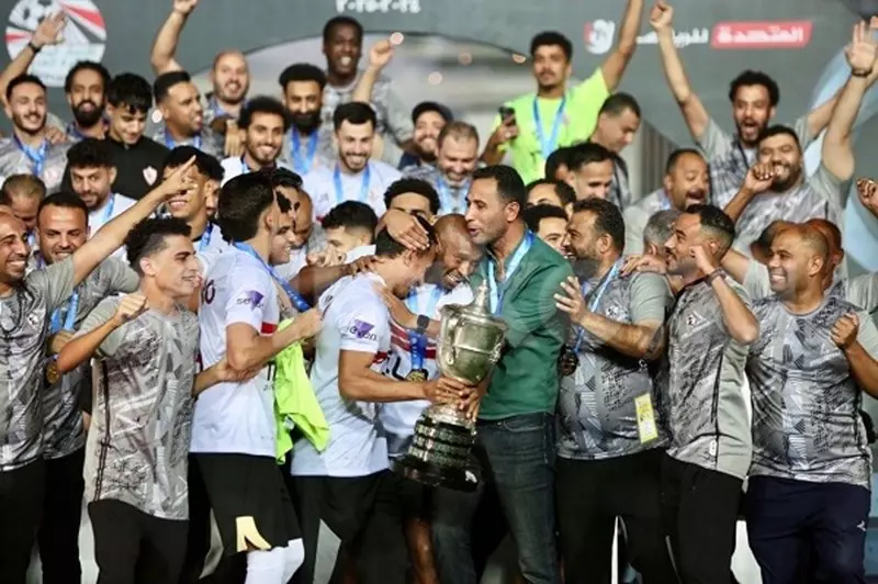 الزمالك يوضح: مستقبل المدرب، وضع شيكابالا، وتعاقدات الموسم القادم. الزمالك يوضح: مستقبل المدرب، وضع شيكابالا، وتعاقدات الموسم القادم.